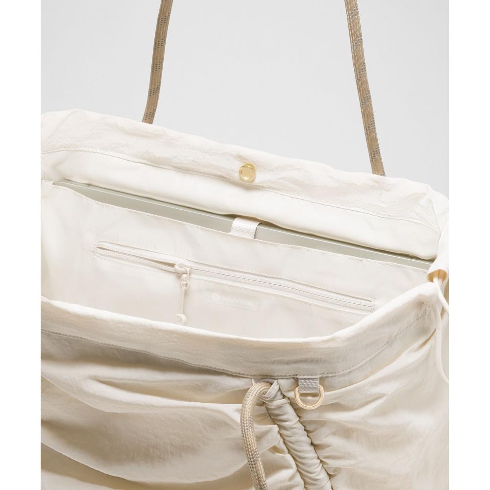 Lululemon Lucid Tote Bag 24L Ltiv Wkki Gold