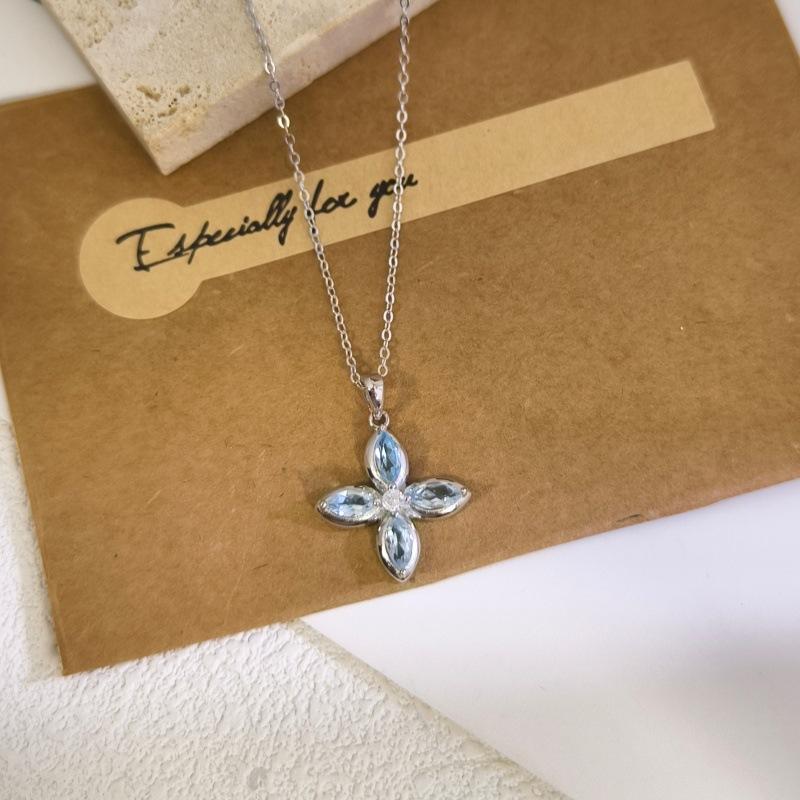 S925 Silver Four-leaf Clover Necklace, Natural Crystal Pendant, Clavicle Chain for Women
