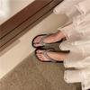 Fashion Summer New Slippers Women Fashion Clip Toe Crystal with Soft Sole Anti-slip Wear-resistant Lightweight Flat Flip Flops