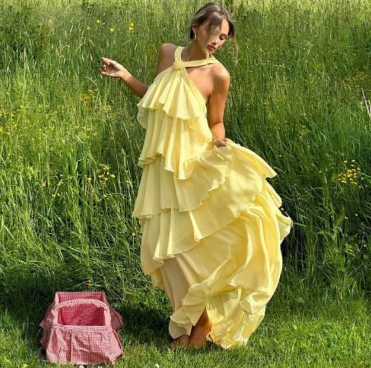 Polyester Floral Embellished Layered Chiffon Dress With Sleeveless Halter Neck For Spring
