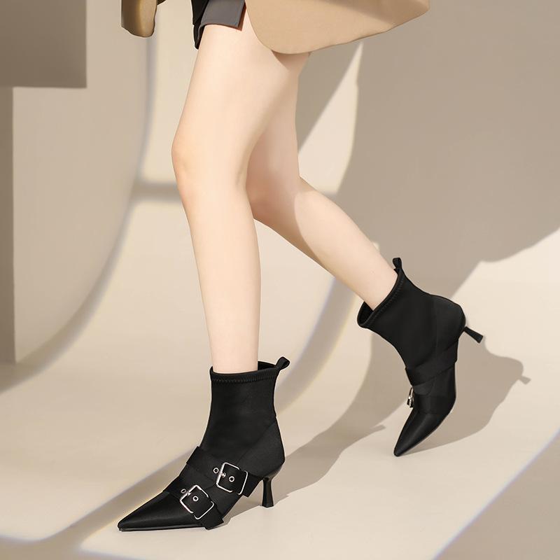 Pointed Buckle with Niche Short Boots 2025 Autumn and Winter New Thin Heels Retro Versatile Short Tube Fried Street Thin Boots Women's Trend