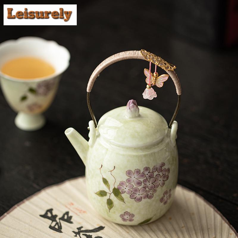 220ml Hand-painted Hydrangea Lifting Handle Teapot Luxury Tea Infuser Pot Tea Maker Kettle with Strainer Tea Services Ornaments