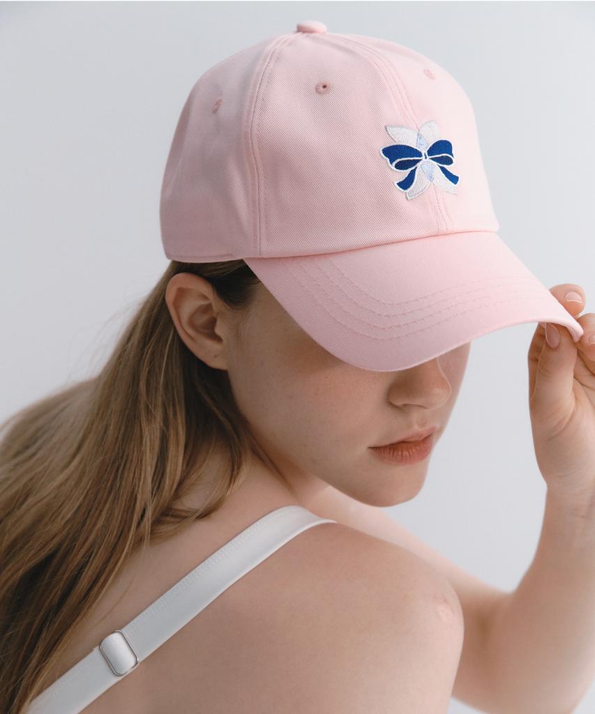 Soltipeullawo Navy Ribbon Embroidered Signature Cap Pink