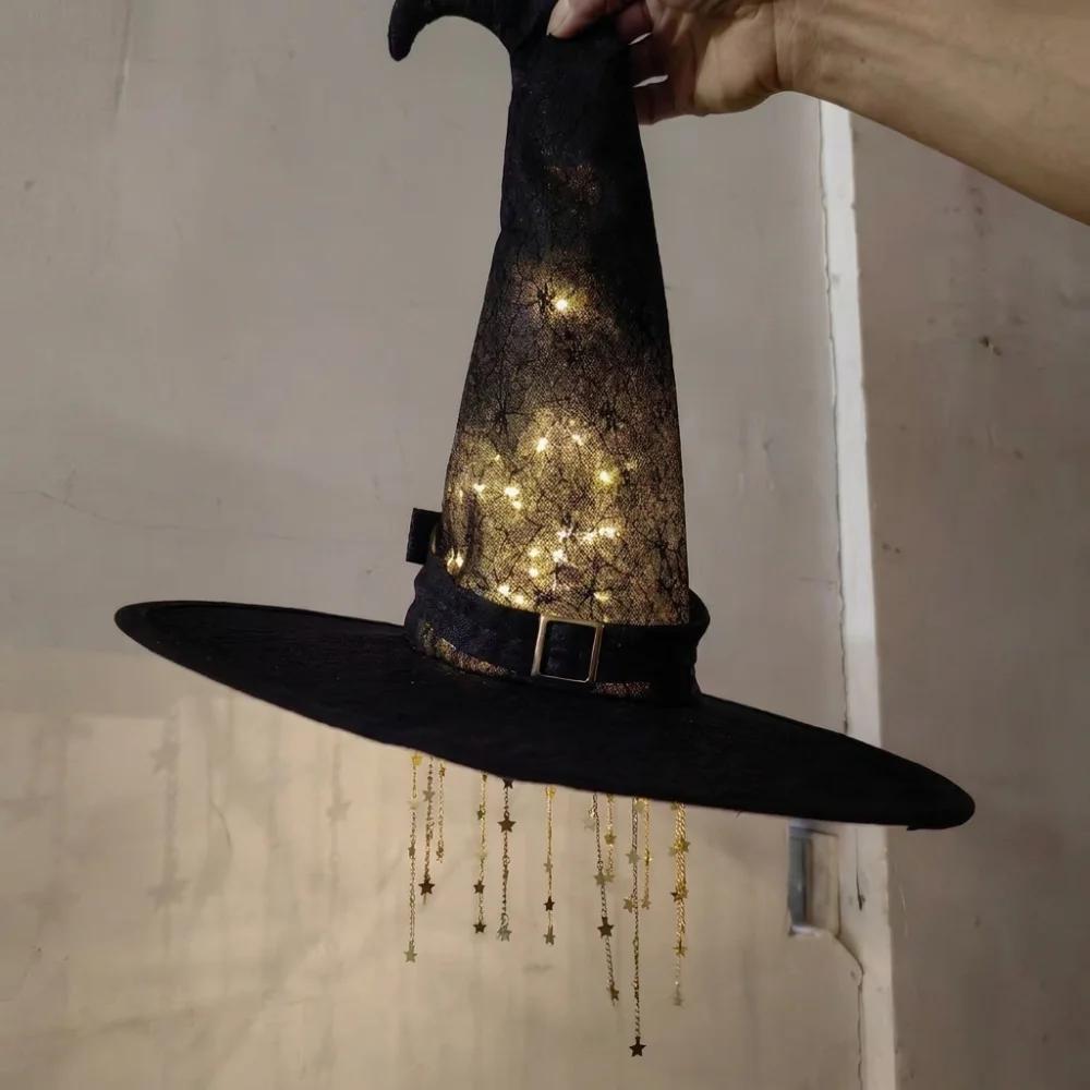 Gloeiende LED Heksenhoed Hangende Windgong Uitgesneden met Sterrenkwasten Lichtgevende Heksenhoed Ornament Gebogen Randpunt Vintage