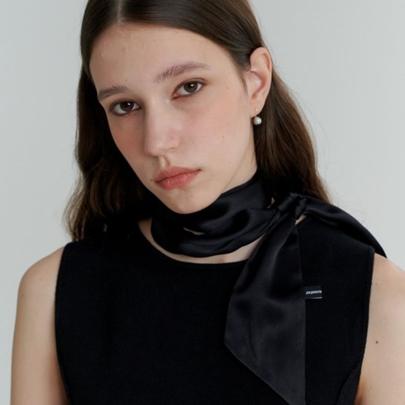 LOVE ME MONSTER Essential Long Silk Scarf_BK (L233MSF010)