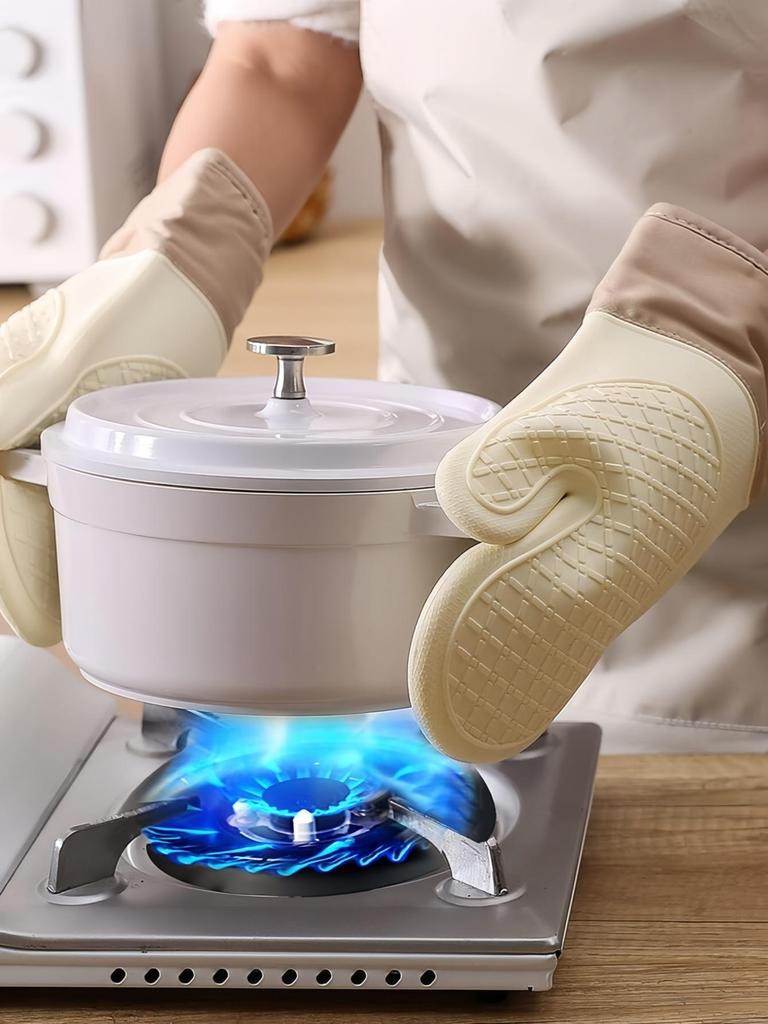 Silicone Heat-Resistant Non-Slip Oven Gloves