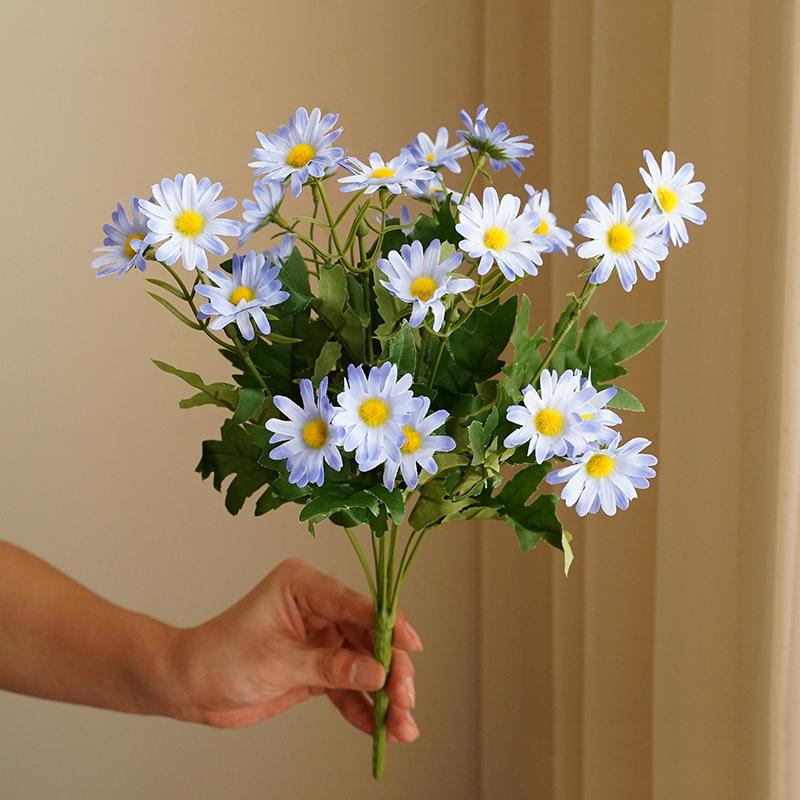 9 Head Korean Style Artificial Small Daisy Rural Home Decoration Outdoor Decoration Small Handle Bouquet Chrysanthemum