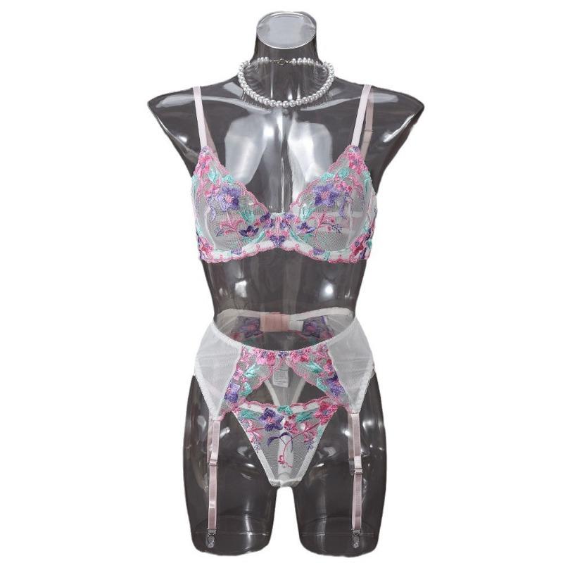 Embroidered bra with breasts, complex contrasting colors, sexy lingerie set