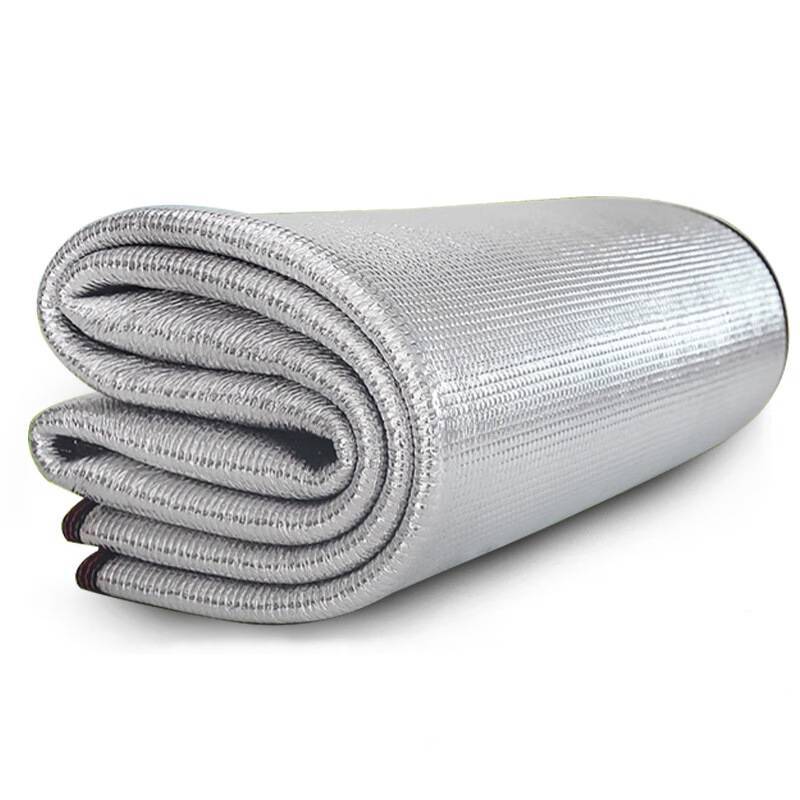 Outdoor Aluminiumfolie Campingmatte mit Isolierung und wasserdichter Schicht für Strand- und Picknickgebrauch