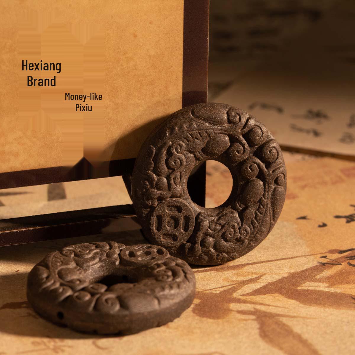 

Подвеска из серой амбры Пиксиу – Очарование ручной работы, нематериальное культурное наследие