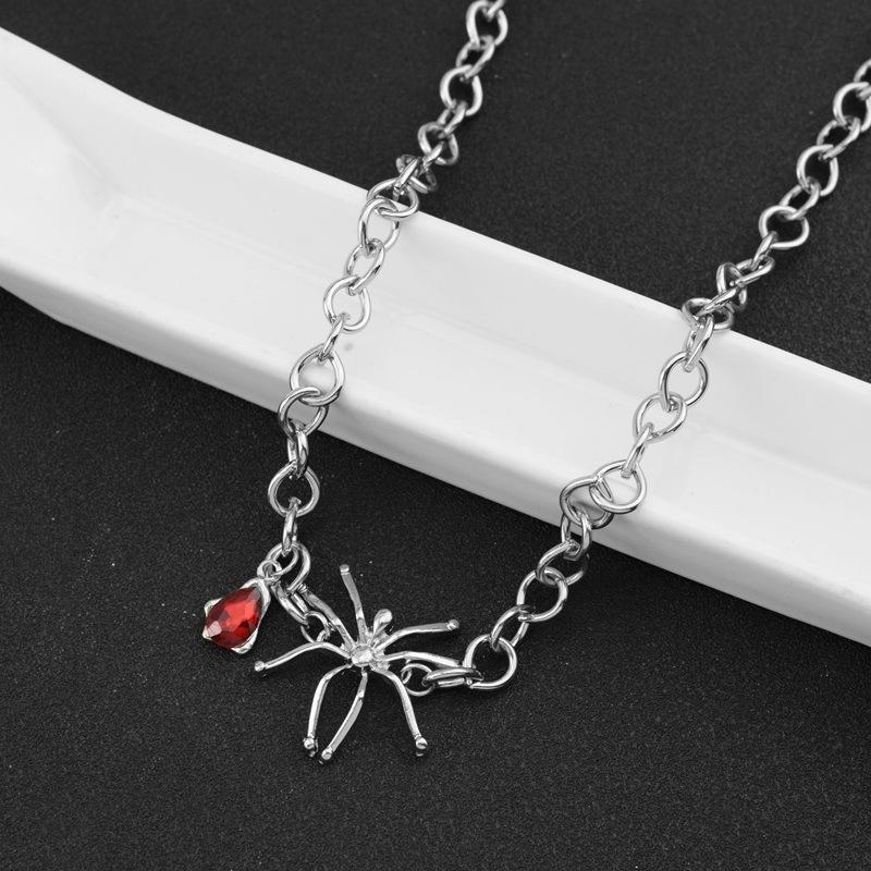 Internet celebrity Korean version design sense personality spider collarbone chain girl ins personality fashion cold wind ruby necklace