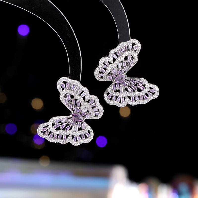 

2024 модный темпераментный высококачественный новый серьги-гвоздики из циркона изысканные серебряные иглы 925 пробы легкие роскошные полые серьги-бабочки женские