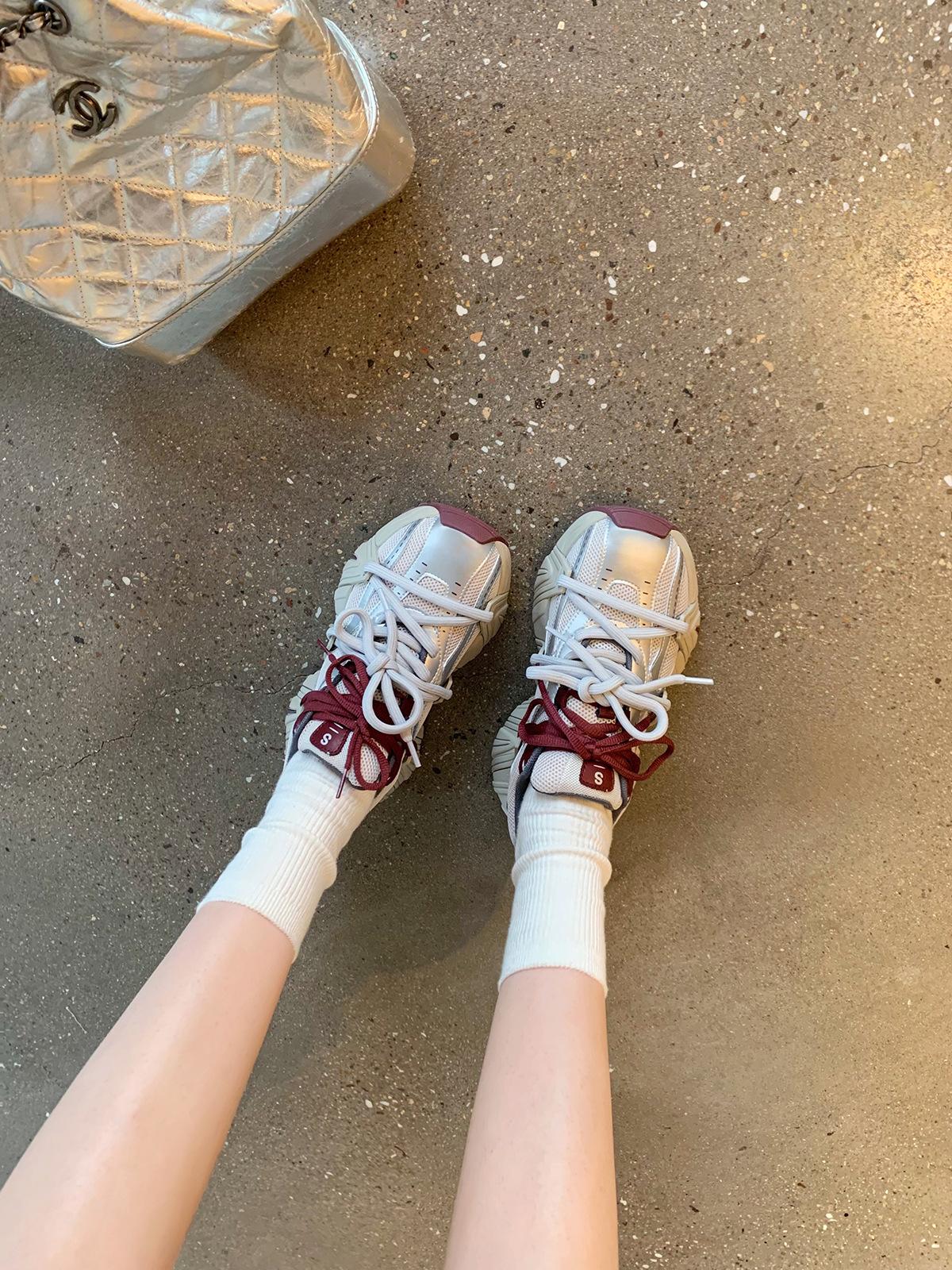 

Версия из коровьей кожи виноградная мать та же пара шнурков сетчатая вставка толстая подошва с подъемом папины кроссовки женские повседневные кожаные спортивные туфли 40