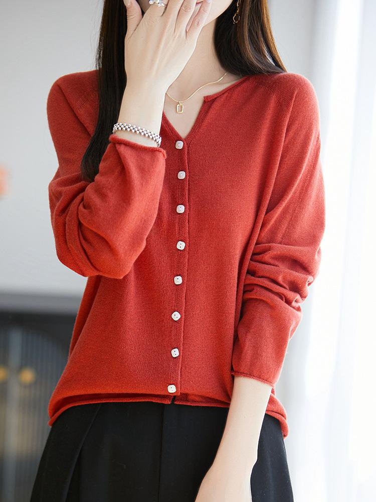 2026 Spring/Autumn Women's V-Neck Fine Wool Knit Cardigan - Long Sleeve, Solid Color, Loose Fit