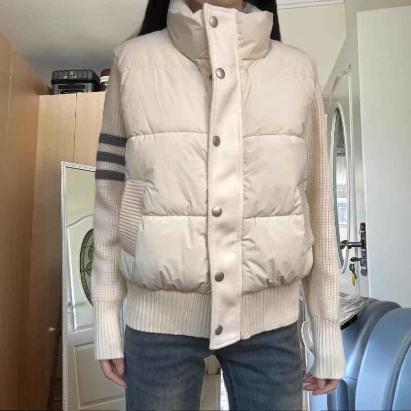 Weiße kurze Daunen-Baumwolljacke für Damen Neuer Stil Winter Spätherbst Frühwinter Baumwolljacke Dünne Herbst-Winter-Baumwolljacke