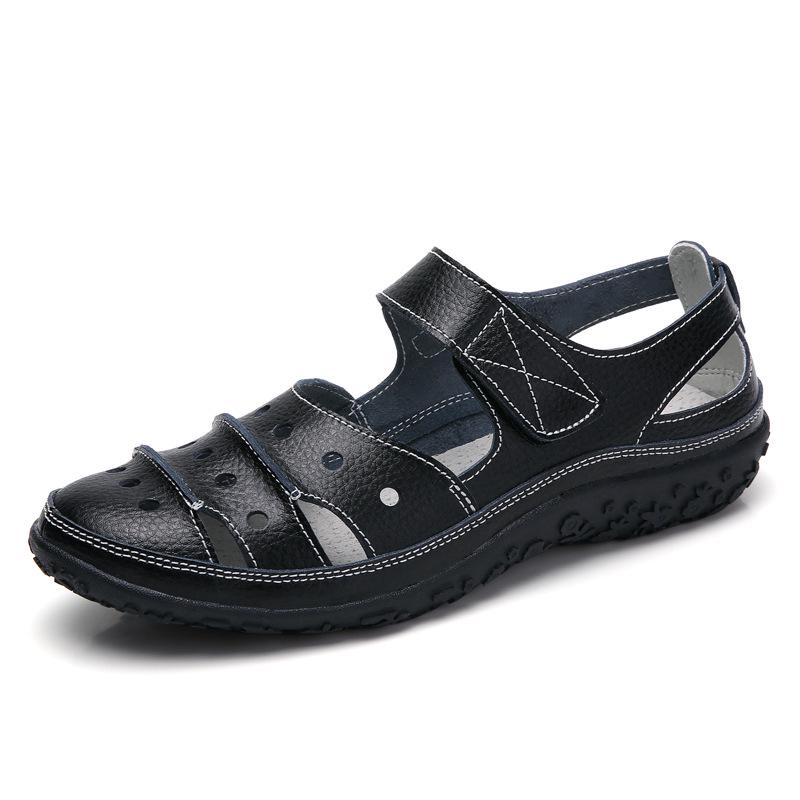 Hole shoes women's sandals large size hollow leather mother shoes women's single shoes breathable beach shoes casual women
