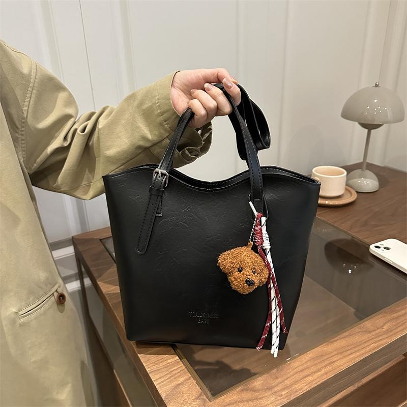 Trend to work commuter bag large capacity new autumn and winter retro fashion hand carry single shoulder simple tote bag