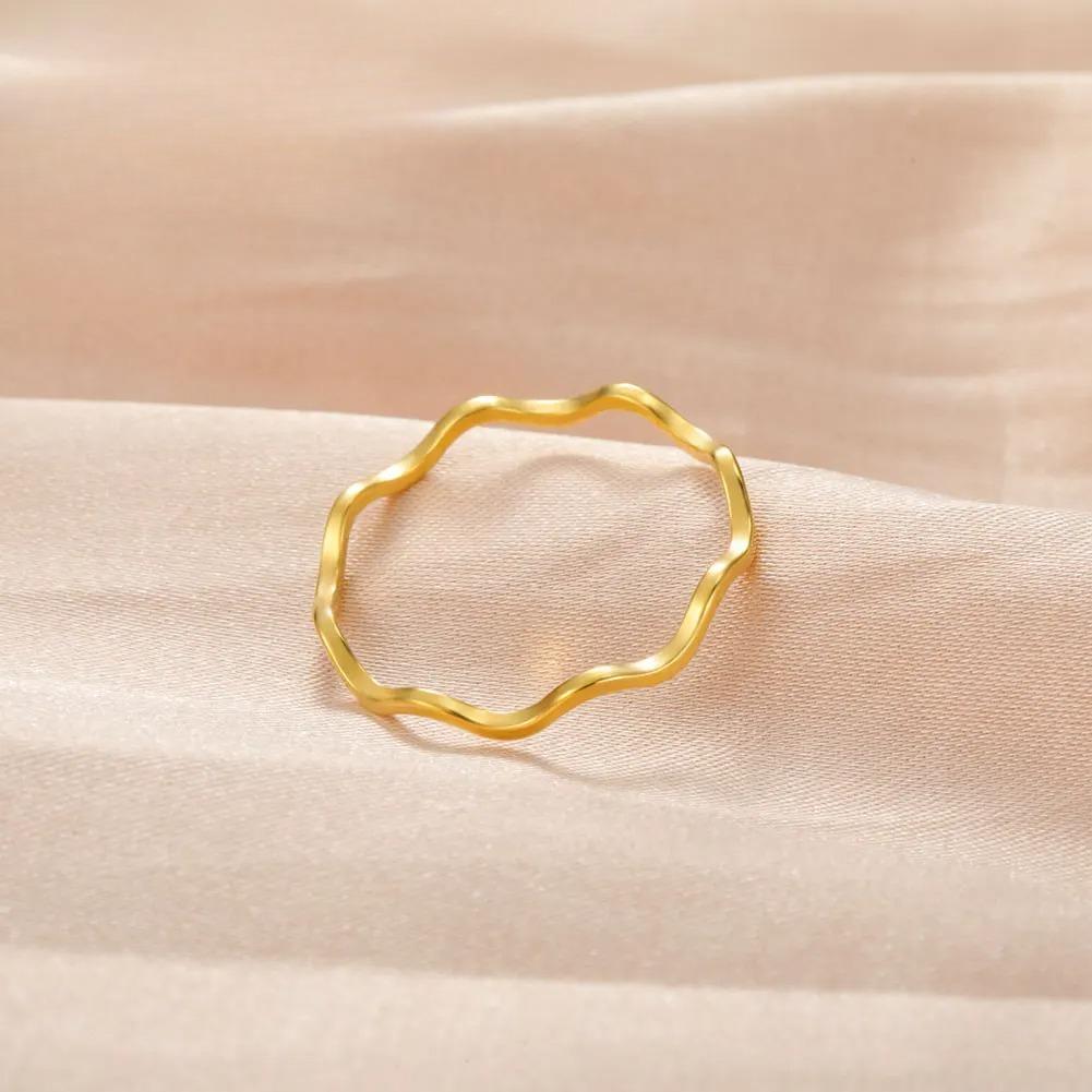 Fashion Simple Wave Ring Stainless Steel Women‘s Geometric Line Finger Rings Wedding Jewelry Gift for Lover Minimalist