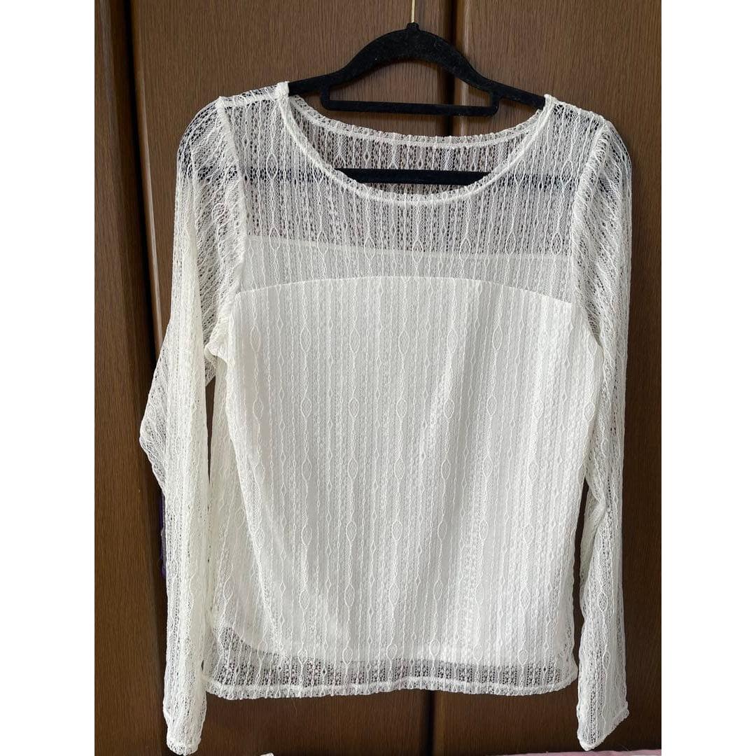 set of 2 earth lace T-shirts
