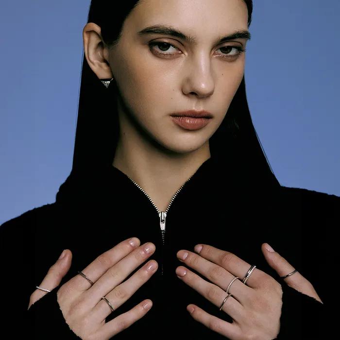Ring with Diamonds