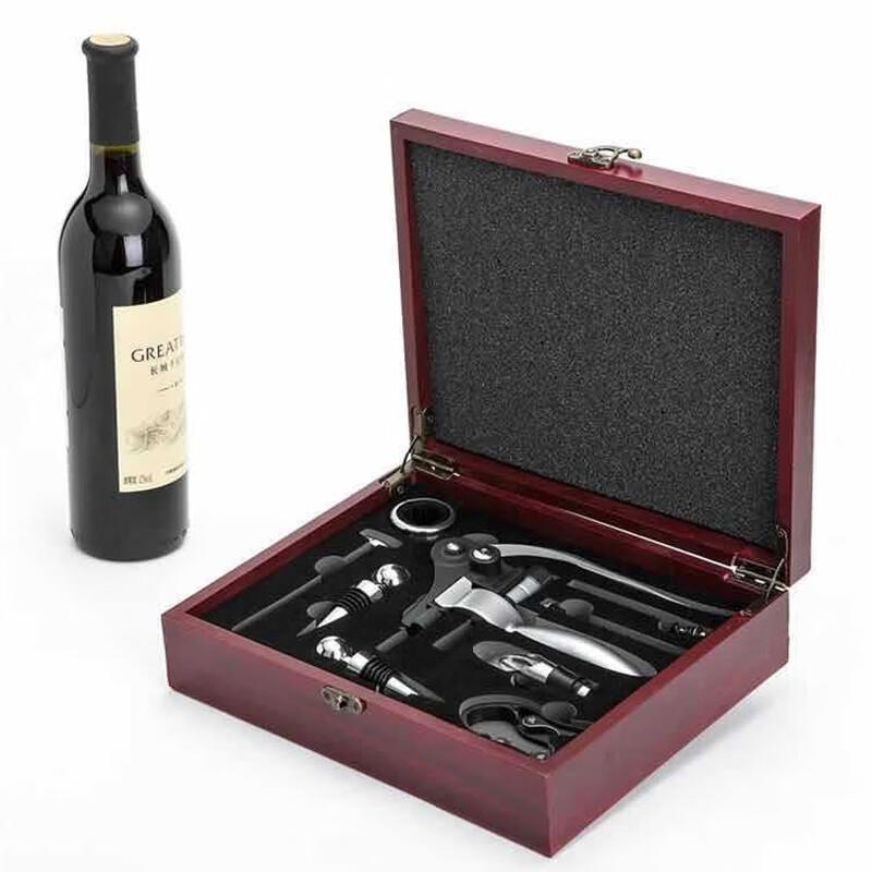 

Deluxe Rabbit Head Wine Bottle Opener Gift Set