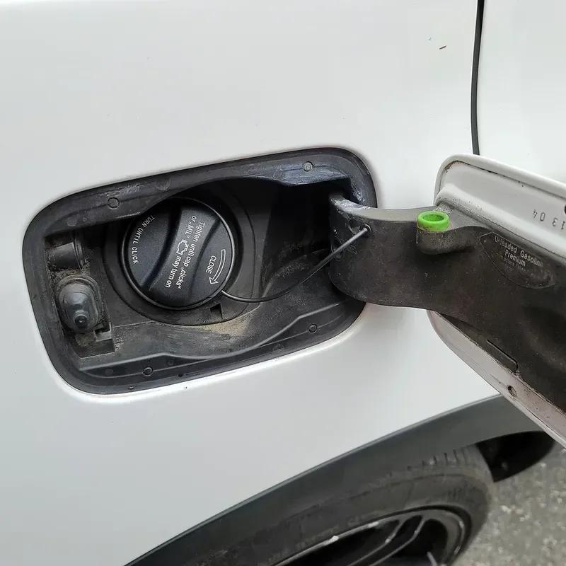 Tampa de Enchimento do Tanque de Combustível Modelos a Gasolina Tampa de Vedação para BMW E39 E46 E60 E88 E90 E92 7' G12 LCI Luz Mil/Motor Vazamento de Evaporação de Gás Vazamento