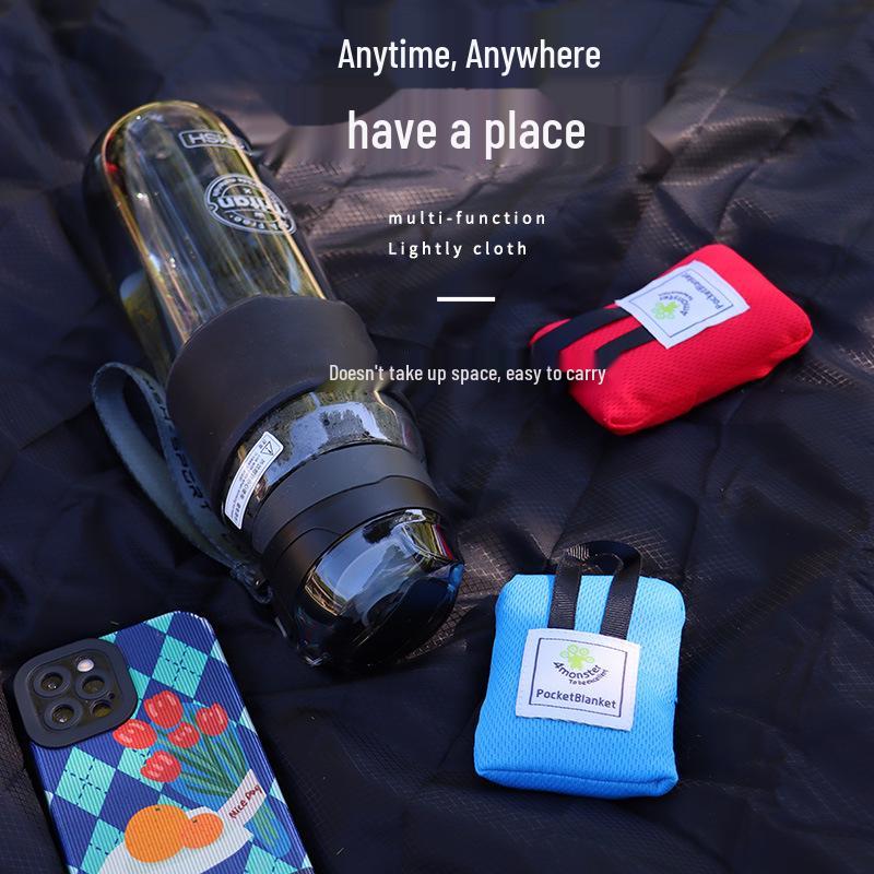 Ultra-light Foldable Waterproof Picnic & Beach Mat: Sandproof, Moisture-proof, Portable Blanket for Seaside Adventures