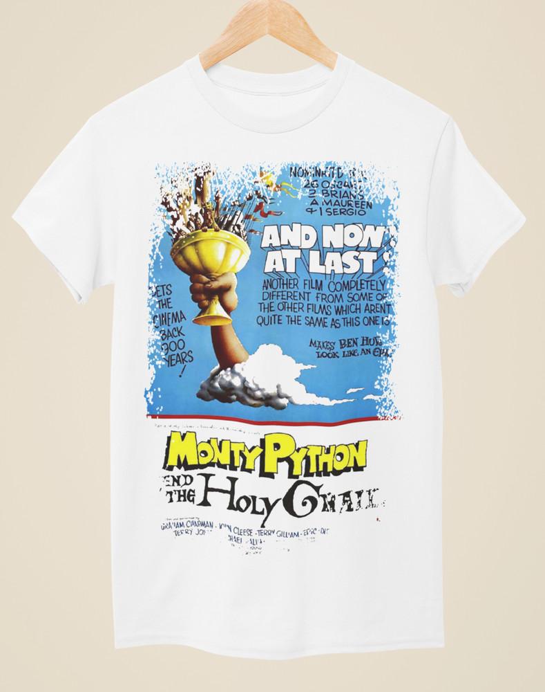 Монти Пайтон и Святой Грааль - Футболка унисекс белая вдохновленная кинопостером XXXXL 1930₽