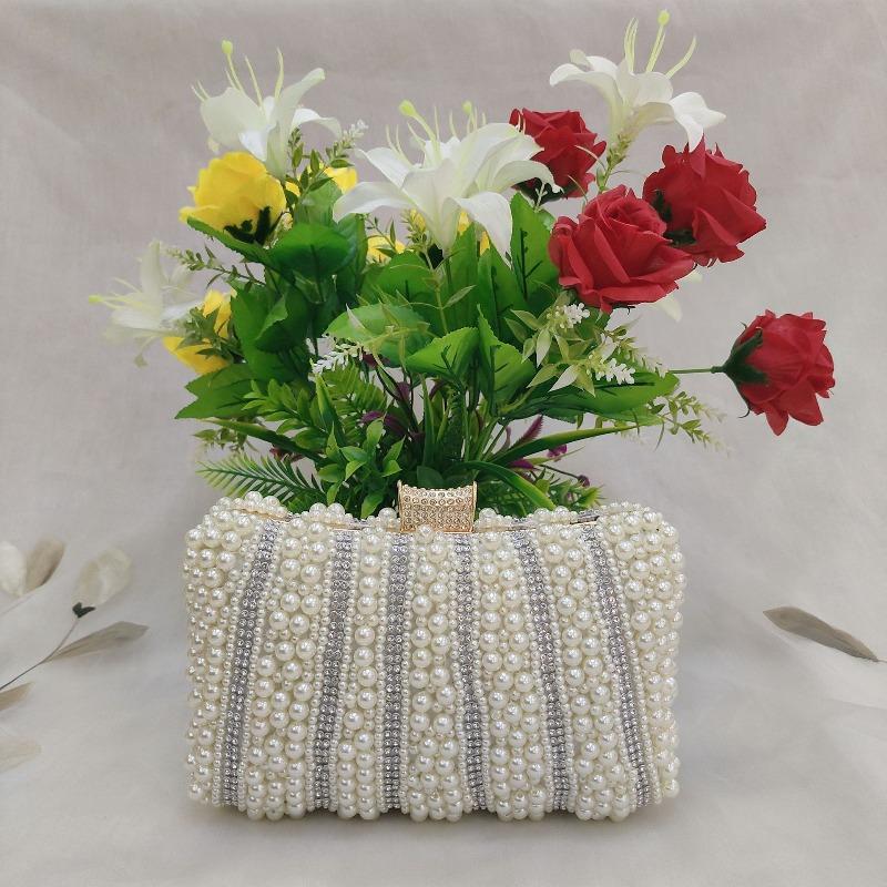 

Dinner bag, diamond-encrusted small bag, handmade pearl bag, bridesmaid dress bag, mother women s bag, banquet handbag.