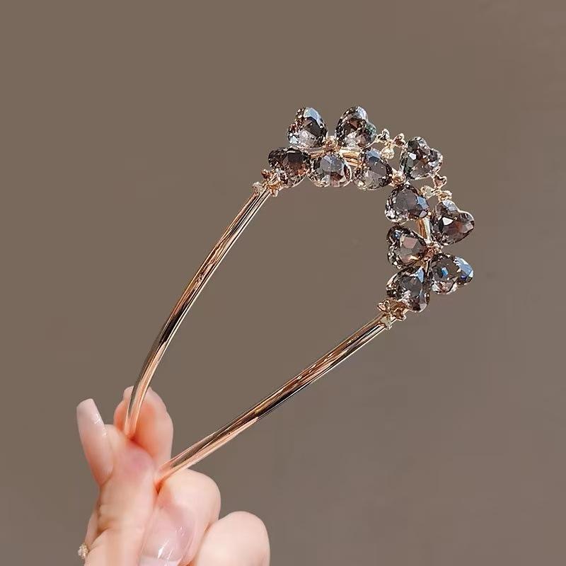 Elegant French Crystal Four-Leaf Clover U-Shaped Hairpin for Women - Perfect for Hanfu, Qipao, or Simple Updos
