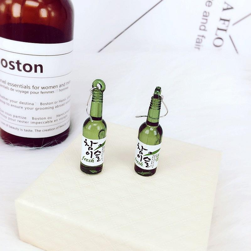 

1 Pair New Fashion and Creative Small Wine Bottle Saka Earrings with Exaggerated Personality