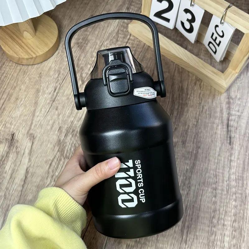

316 stainless steel insulated sports water bottle with straw, vacuum travel mug for hot cold drinks, outdoor thermos 1100ml чёрный