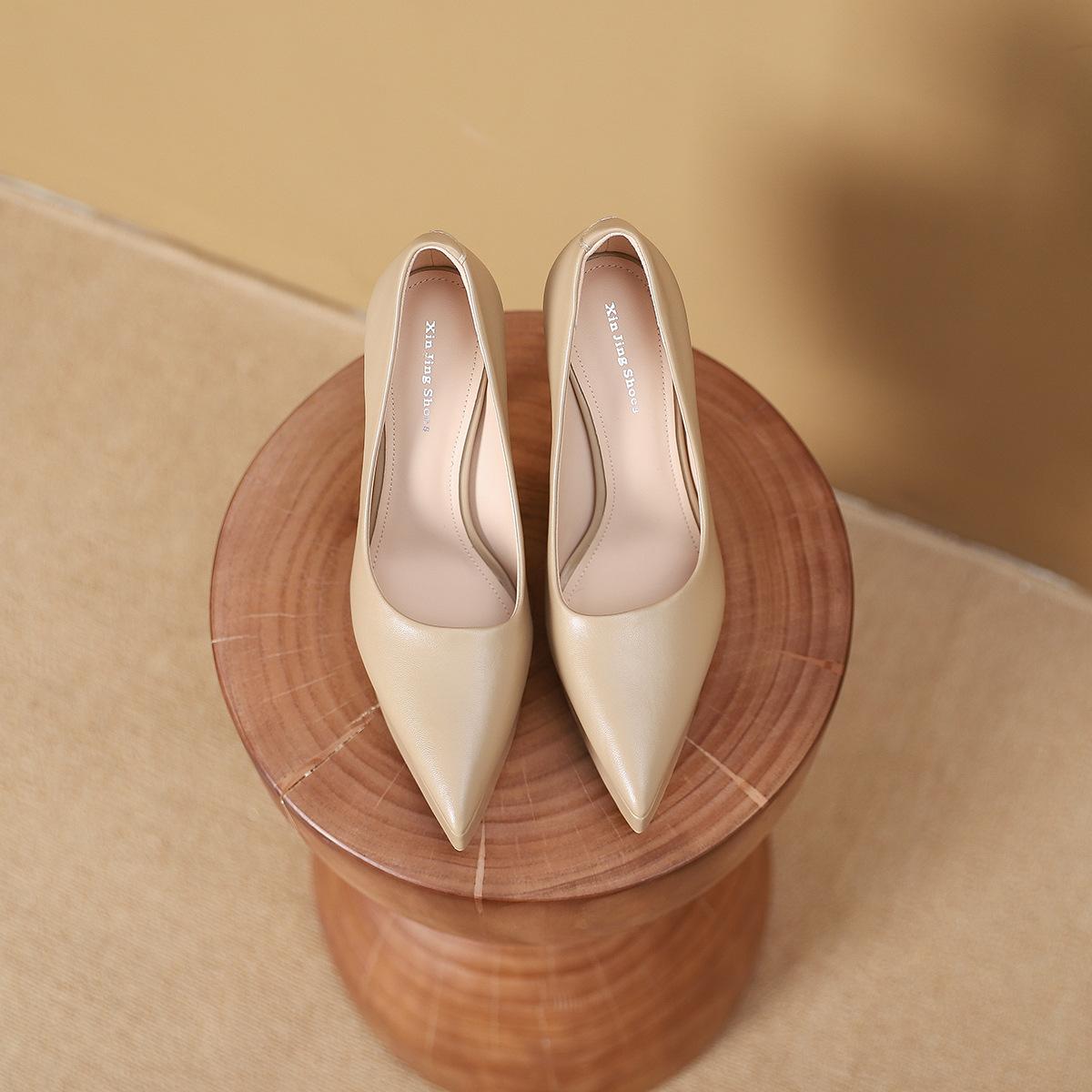 

1633-1 Super high heel black pointed single shoes women s new light mouth thin heel sexy soft surface temperament single shoes women s shoes 40 хаки