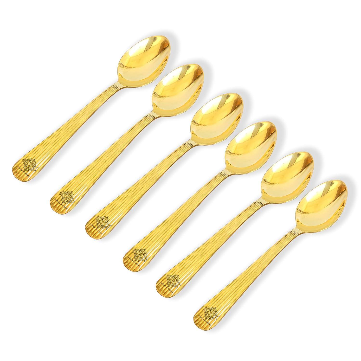 

Набор латунных десертных ложек премиум-класса с дизайном подкладки, идеально подходит для использования дома, на кухне или в ресторане, длина 7 дюймов (Упаковка из 6 шт.) золотистый