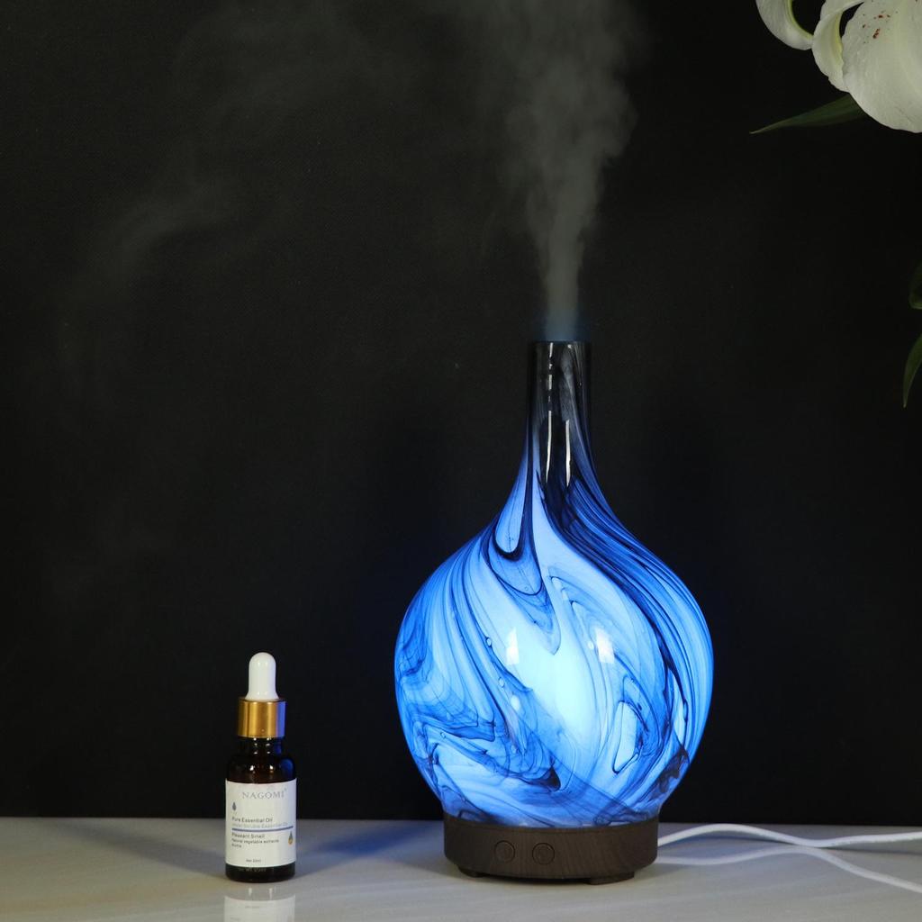 Ceramic Style Ultrasonic Aromatherapy Humidifier for Home or Office.