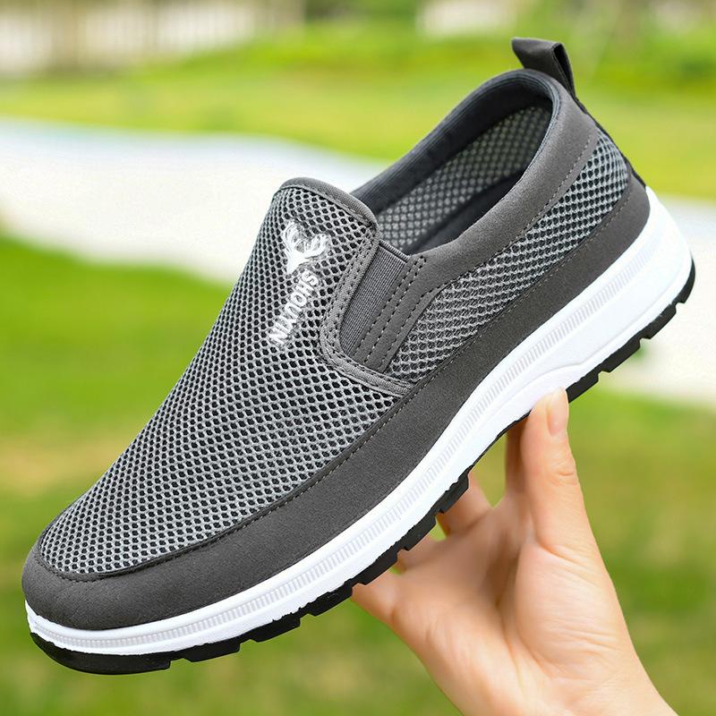 

2025 лето новые старые пекинские тканевые туфли мужские туфли повседневные и удобные туфли-лодочки для ходьбы полые дышащие повседневные туфли 44