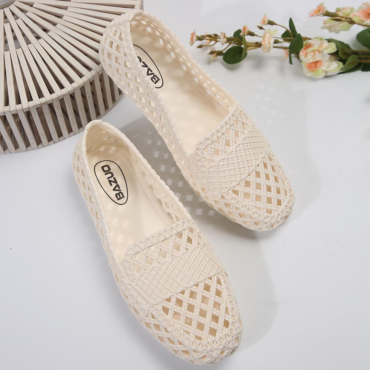 

Женская обувь на плоской подошве Весна и осень Неглубокие модные лоферы Удобные легкие туфли на плоской подошве с круглым носком Горячая обувь для женщин 41 белый