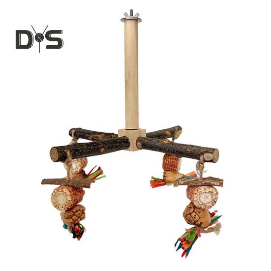 

Іграшка-окунь, що обертається, з жувальною іграшкою. Натуральна дерев’яна підставка. Клітка для птахів. Аксесуар для папуг. Корелли. Нерозлучники. C