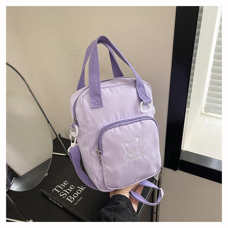 High-value cute cartoon bear messenger bag, versatile for teenagers and girls, small square bag for going out to work, commuting mobile phone bag