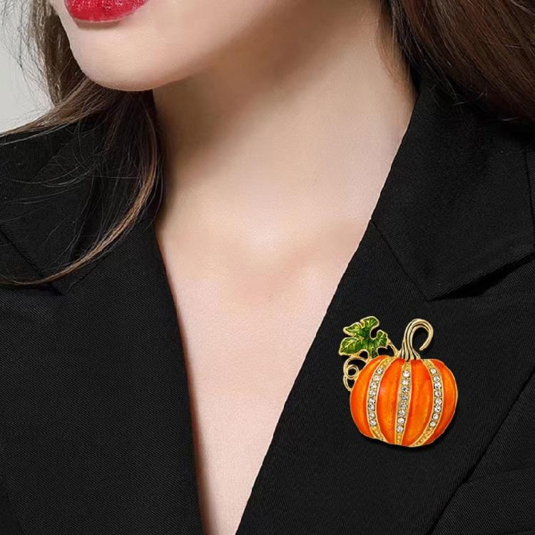 Unique Pumpkin Rhinestones Brooch Comfortable Wear Daily Glittering Detail Secure Closure Badge For Various Occasions