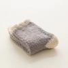 5 Paia Calzini da Letto da Donna Colore Unico Morbidi Caldi Invernali Regalo di Natale Morbidi per Pavimento Casa Colore Caramella Calzini in Velluto Corallo