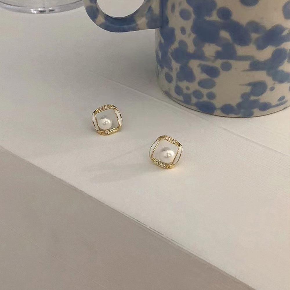 Women's Daily Gorgeous Cubic Square Pearl Mini Earrings