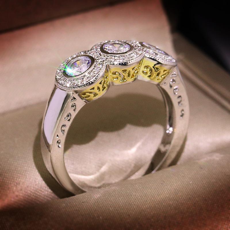 Fashionable New Jewelry Inlaid with AAA Zircon Creative Versatile Womens Two Color Ring