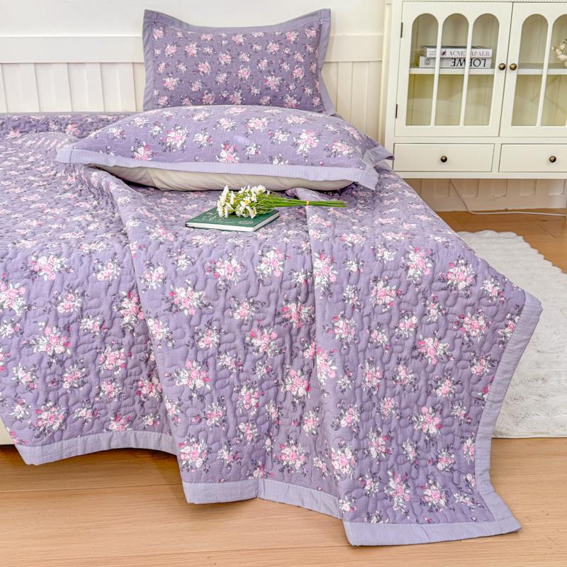 1Pc Purple Flower Quilted Bedspreads For Bed Thick Patchwork Blanket Single/Queen/King Floral Style Quilted Duvet Soft Bedspread
