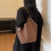 Retro Bag Women's Large-capacity New Versatile Shoulder Bag Niche Work Commuter Tote Bag