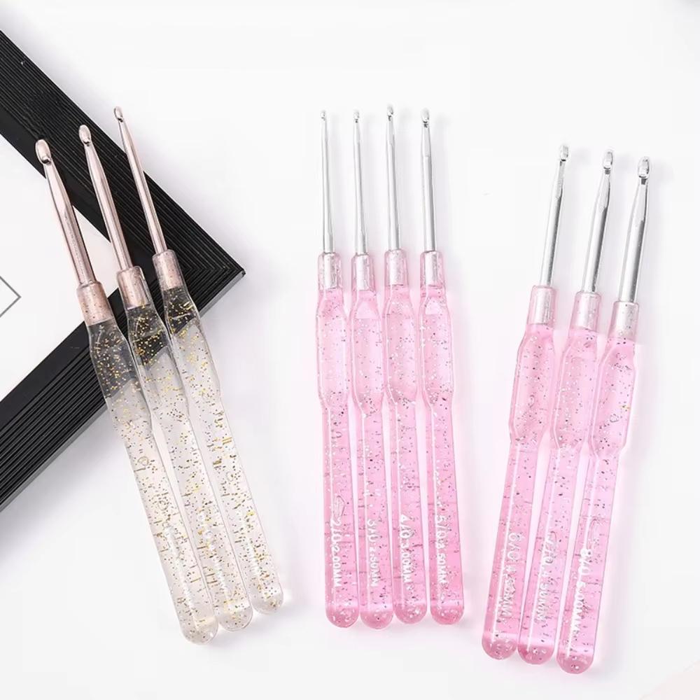 7 PCS Aluminum Crochet Hooks Set (2.0-5.0mm) with Colorful Clear Handles for Yarn Knitting DIY Hats Scarves Amigurumi Crafts