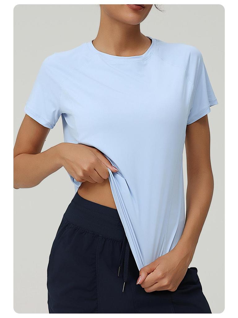 Plus Size Women's Quick-Dry Loose Fit Short Sleeve Running & Yoga T-Shirt