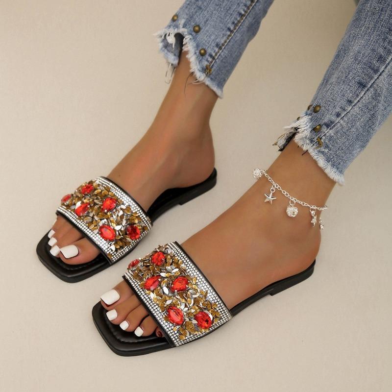 Large size square head flat bottom cool slippers women's summer new colorful rhinestones outer wear fashionable one-word beach shoes