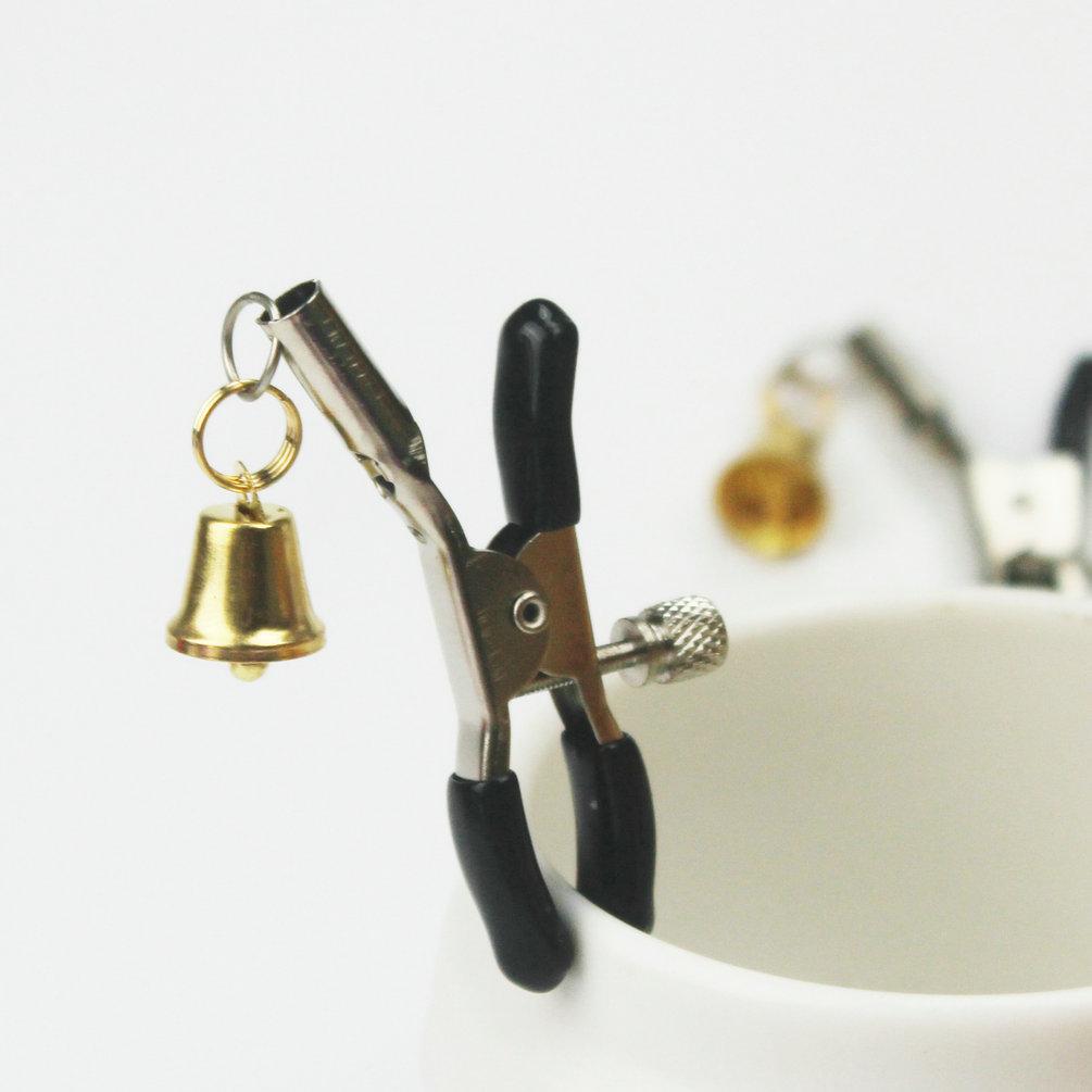 Nipple Clips Jingle Bells Labia Sex Shop Breast Sex Toys Clit Breast Clip Shameless Shaking Stimulate Papilla Christmas Gifts