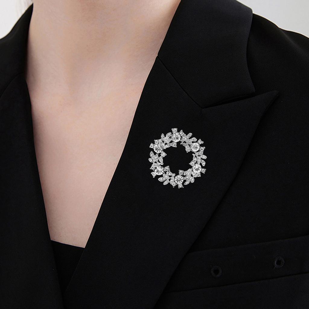 Wreath Enamel Brooch Sturdy Alloy Colorful Flower Lapel Pin Badge for Trendy Women Backpack Clothing and Hat Accessories